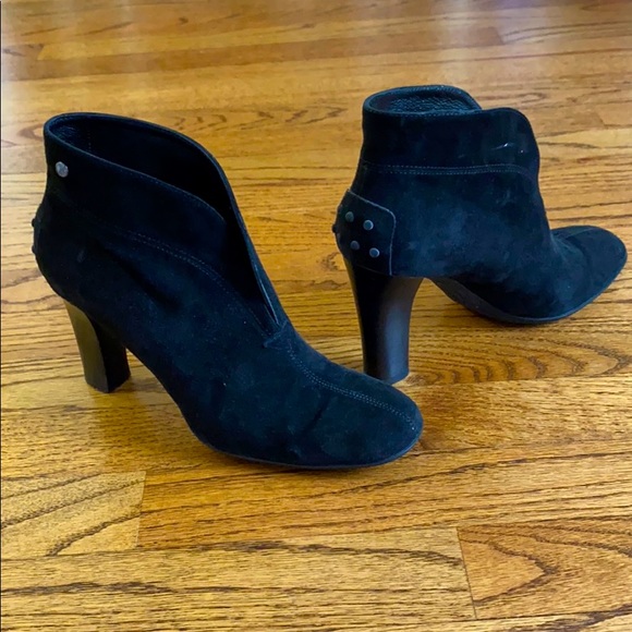 Tod’s Women’s Suede Ankle Boots Black